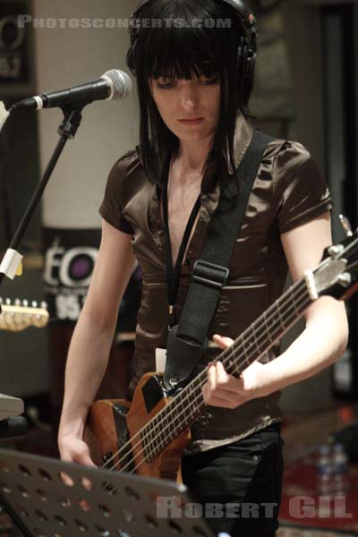 PRAVDA - 2007-03-06 - PARIS - Studios Plus XXX - 
